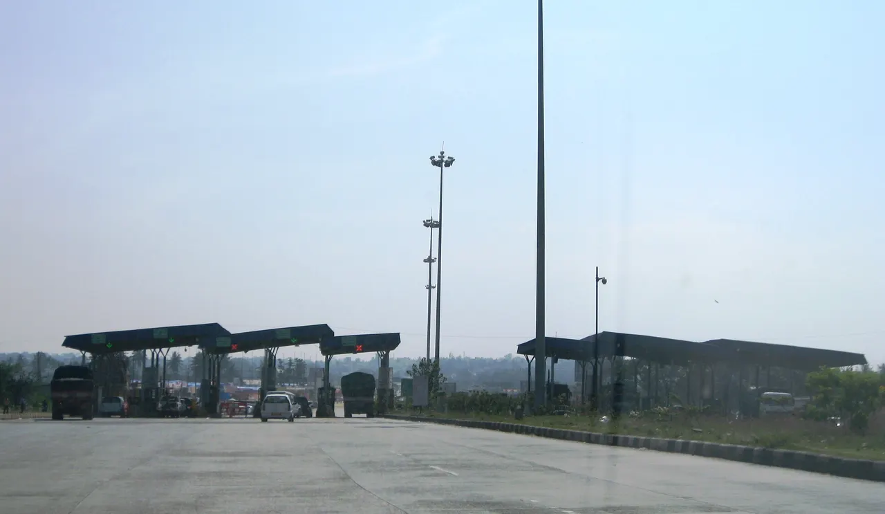 BETL-Attibele-Toll-Plaza.