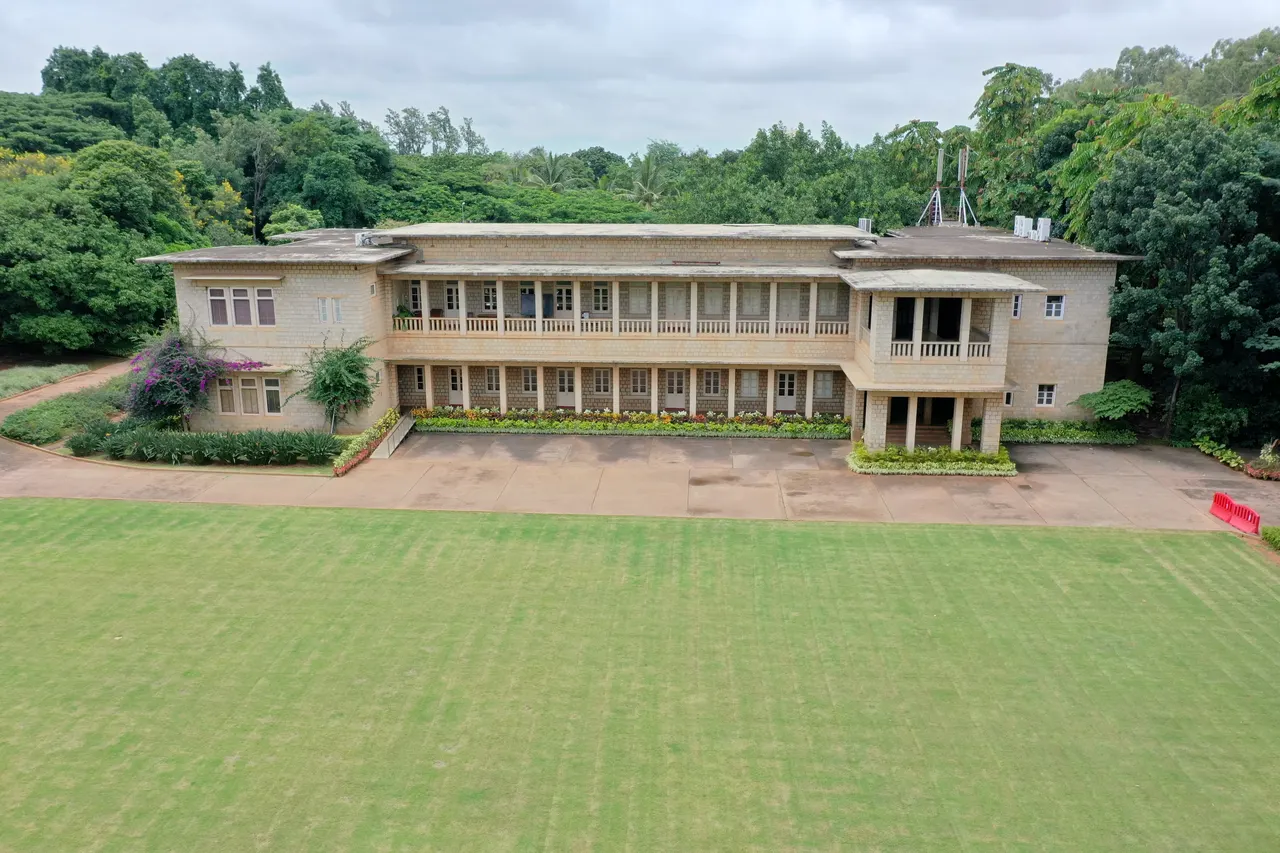 Raman Research Institute, C.V. Raman Avenue, Sadashivanagar, Bengaluru, India (2020).